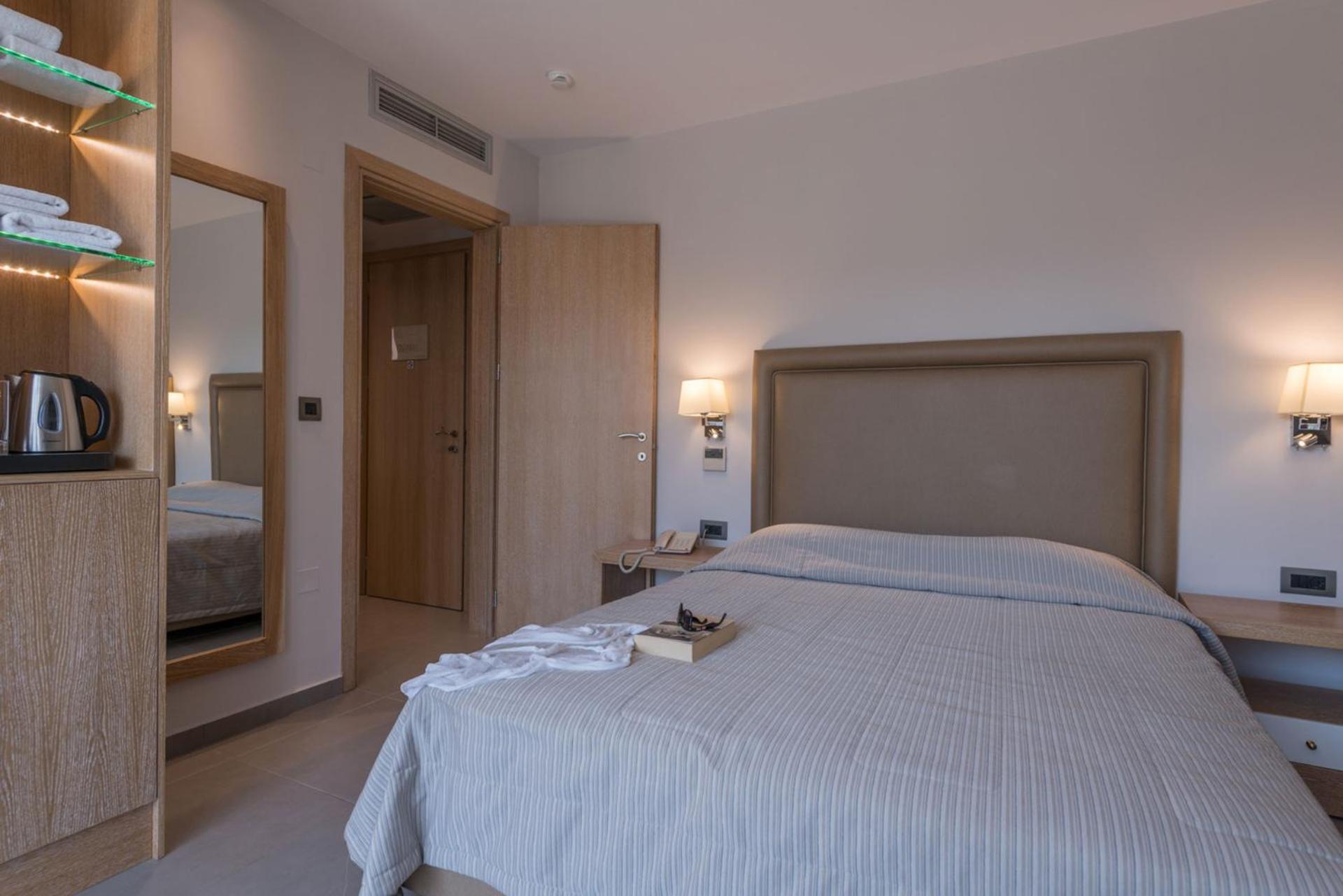 Cactus Beach Hotel Stalís Ngoại thất bức ảnh